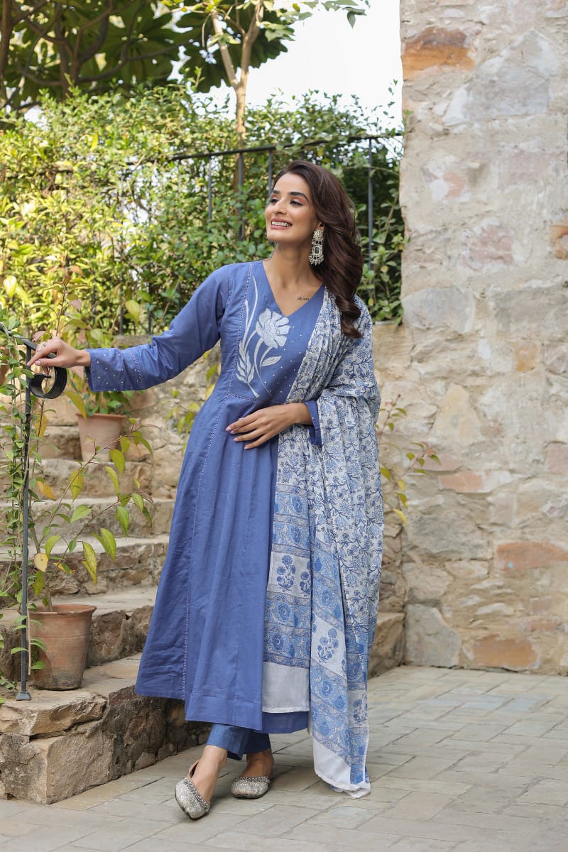 Blue Floral Embroidered Cotton Kurta Suit Set with Dupatta - Image 2