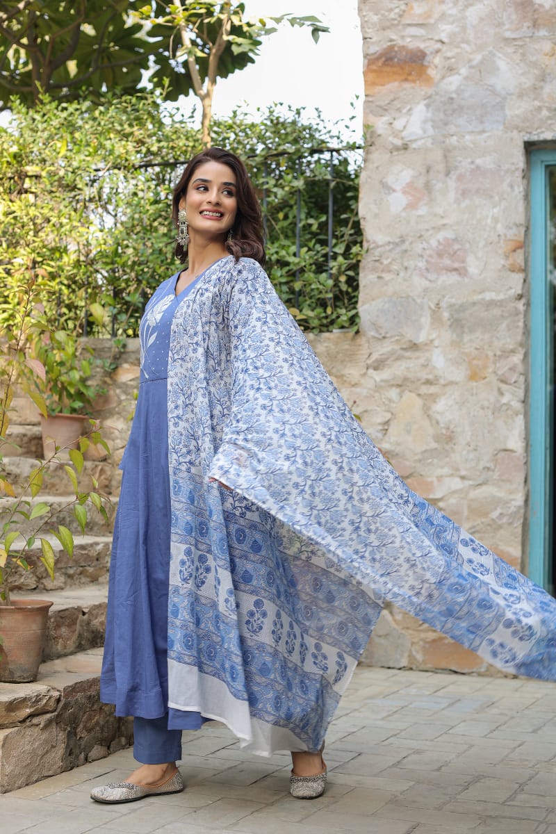 Blue Floral Embroidered Cotton Kurta Suit Set with Dupatta - Image 5