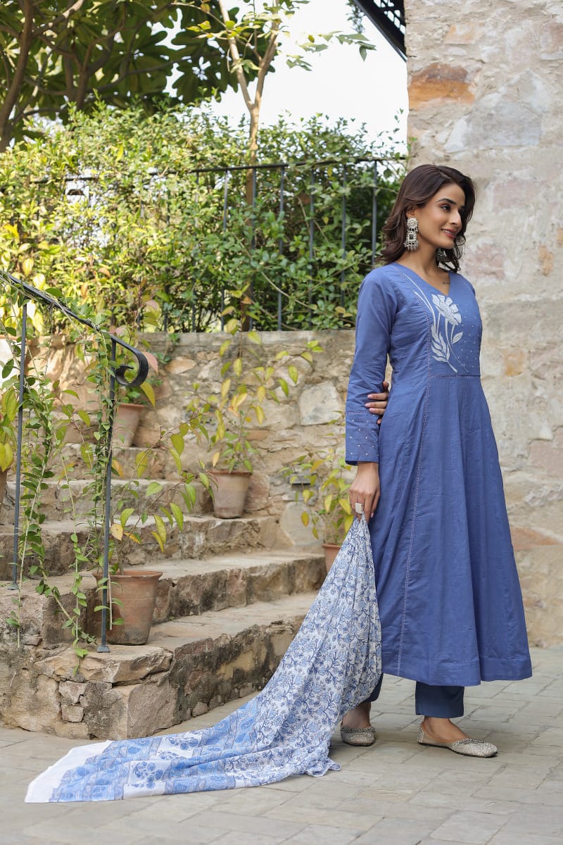Blue Floral Embroidered Cotton Kurta Suit Set with Dupatta - Image 7