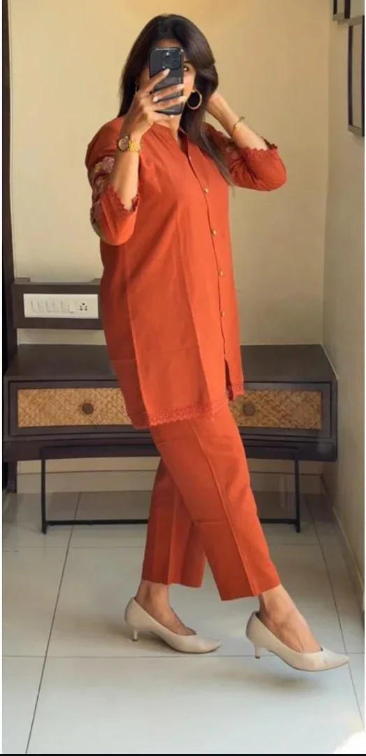 Cotton Rust Embroidered Kurti With Pant - Image 4