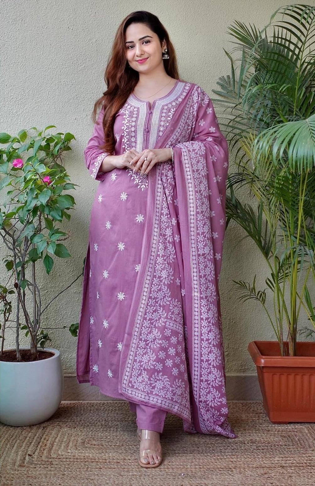 Dusty Lavender Embroidered Suit Set with Dupatta - Image 3
