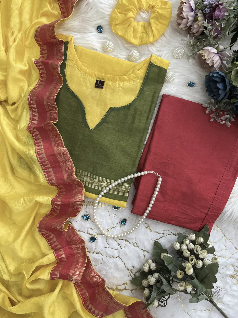 Elegant Kanchi Cotton Suit Set With Jacquard Dupatta - Image 5