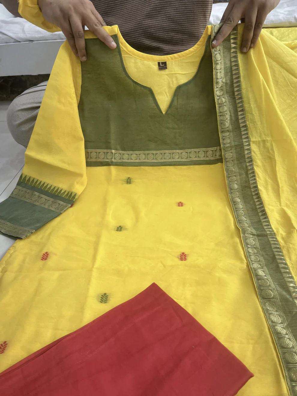 Elegant Kanchi Cotton Suit Set With Jacquard Dupatta - Image 7