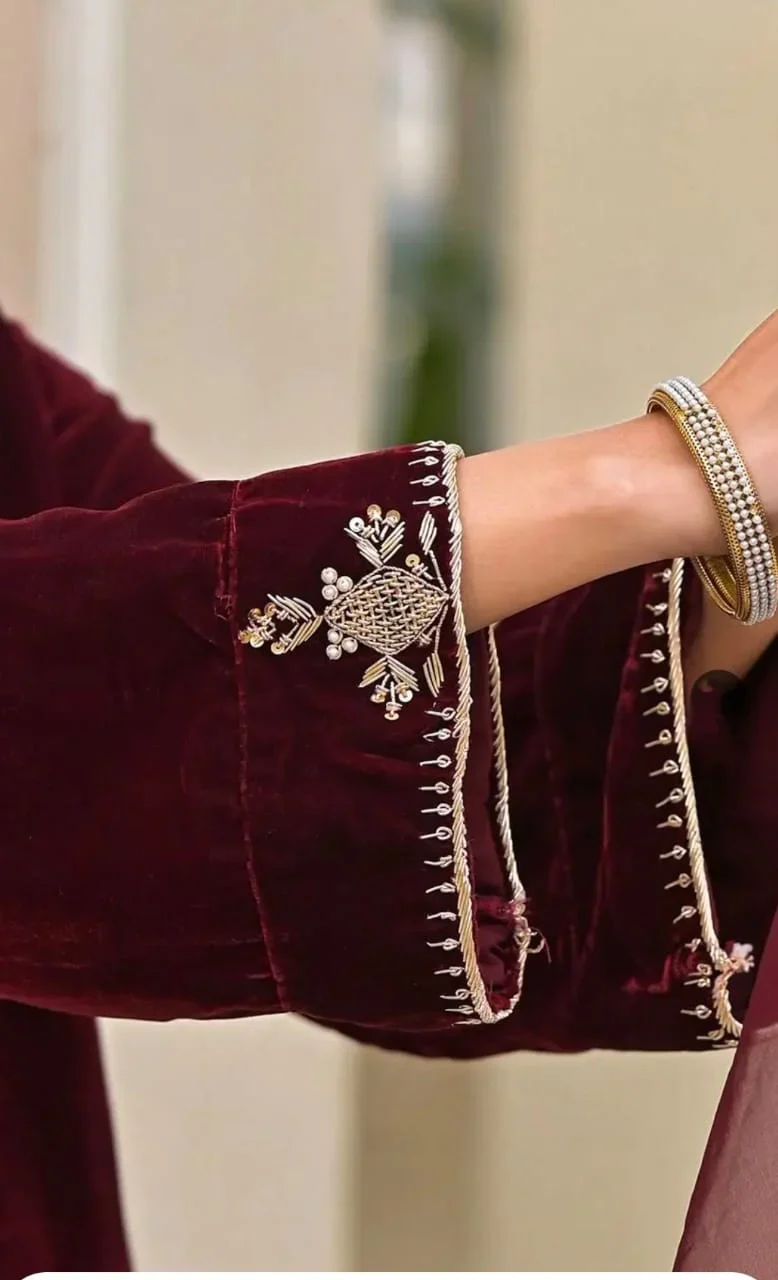 Elegant Maroon Velvet Suit with Embellished Dupatta - Image 4