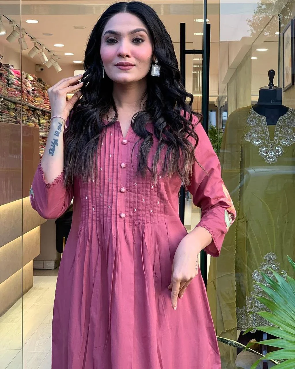 Jaipur Elegant Rosewood Pleated Kurti - Image 5