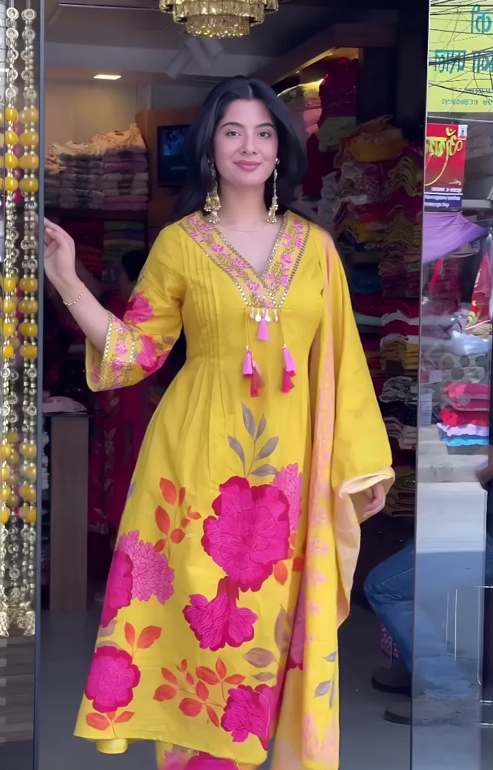 Women’s Yellow Cotton Floral Printed Anarkali Kurta with Tassel Detailing - Image 7